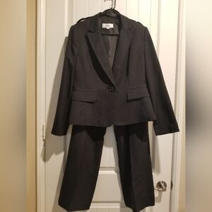 Le Suit Women's Pinstripe Black Pantsuit